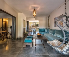 The Brown House, A private & special house for couples, friends & family