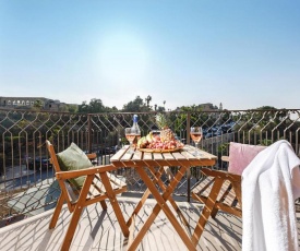 Apartment with Sea View and Balcony Facing West by Sea N' Rent