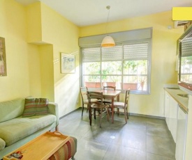 TLV Living Apartment