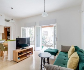 TLV2RENT Unique Dizengof Apartment