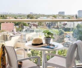 Top Tier Apartment in Herzylia with Swimming Pool