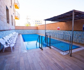 Tzabar Hotel