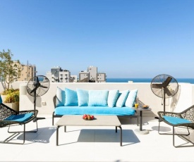 Unique 5 Stars Sea View Penthouse by The Beach