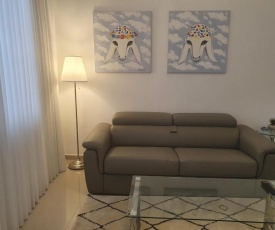 Unique suite