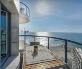 Up-Market 2BR in the ISROTEL Hotel by HolyGuest