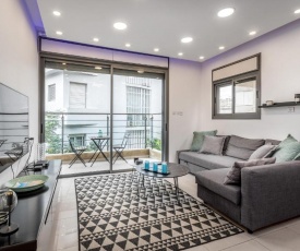 Very nice 1 BDR apartment 2 min from the beach !