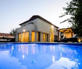 Villa Eyal