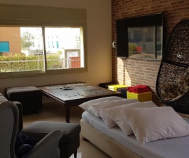 Yael Ashalim Solar Home