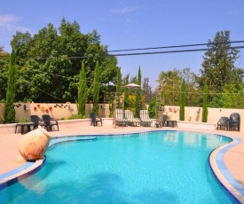 Arbel Guest House Shavit Family