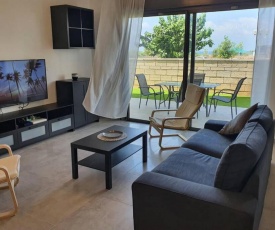 דירת גן באכזיב דירה Luxury Living at Achziv Beach Apartment