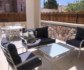 דירת נופש אילת אלמוג Almog suite 7 minutes walk from the beach