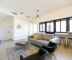 16 HaRakevet Street - By Beach Apartments TLV