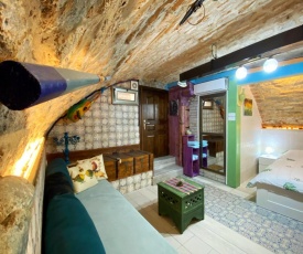 Ashash House - Bab Elhawa Studio