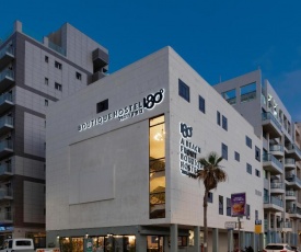 180 Boutique Hostel
