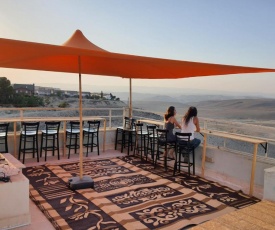 רוג'ום גסטהאוס Rujum