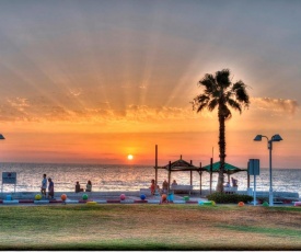 Balfour sea view city center
