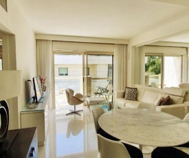 Beautiful 2 Bdr Apartment - Swimming pool #H1