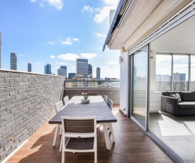 Beautiful 3BR Penthouse in Brenner 1 by HolyGuest