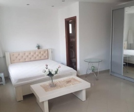 Best Full Sea View Cozy Apartment with balcony and barbecue