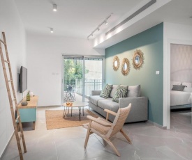 Brand new 1BDR with balcony on Sheinkin st