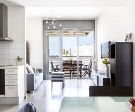 Bright 2BR in Shenkin by HolyGuest