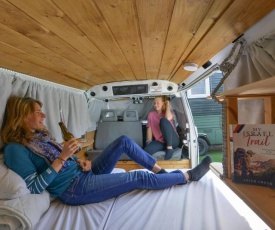 Caravan Hostel Tel Aviv By Roger Age 18-45