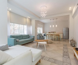 Charming 2 Bdr Apartment Garden Dizengoff #TL41