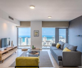 Cosy and sunny apartment in Nevet Tsedek with pool